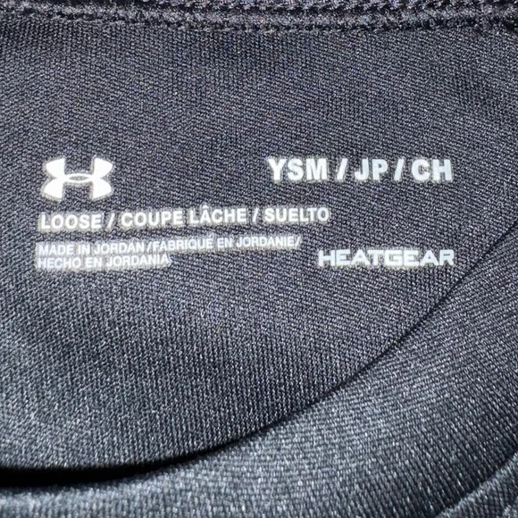 Under Armour Black Loose Fit Shirt - Picture 2 of 2
